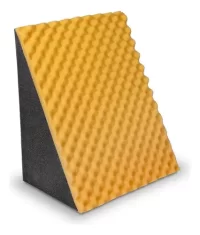 ALMOFADA TRIANGULAR PERFILADA (CAIXA DE OVO)
